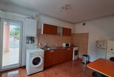 Apartament 2 camere, zona Alverna, parcare inclusa in pret - 2