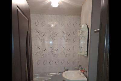 Apartament cu 4 camere decomandat în Noua