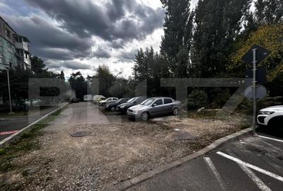 Teren intravilan de vanzare, 702 mp, zona 9 mai - 1