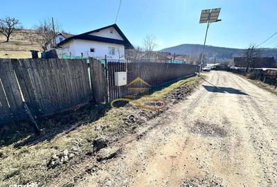 Teren de 2880 mp, în Mărgineni - 1