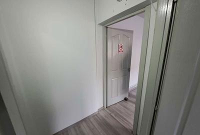 Spațiu comercial, de 33 mp, în 7 Noiembrie