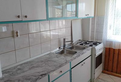 Apartament cu 3 camere semidecomandat în Central - 1