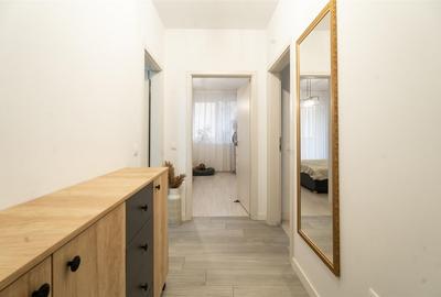 Apartament cu 3 camere semidecomandat, mobilat în Chinteni - 16