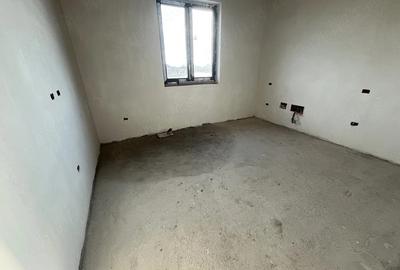 Casă cu Teren 250 Mp în Central - 3