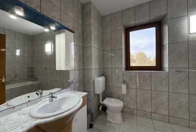 Vila spațioasă în Sisesti | 600 mp | 9 locuri de parcare | Teren 1500 mp - 23