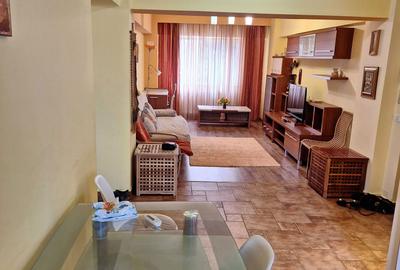 Apartament cu 3 camere decomandat în Central - 4