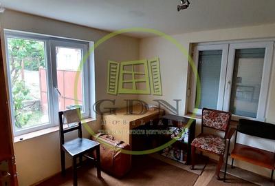 Casa 2 camere cu suprafata 50mp si teren 1300mp,in Miercurea Sibiului - 2