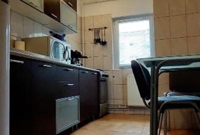 Apartament cu 3 camere decomandat în Astra - 3