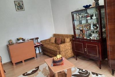 Apartament cu 3 camere decomandat în Central - 8