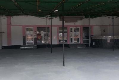 Spațiu comercial, de 550 mp, în Var - 4