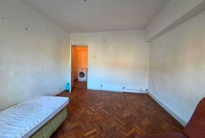 Apartament cu 3 camere decomandat în Dacia - 2