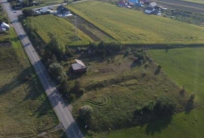 Teren de 7500 mp, în Siret - 3
