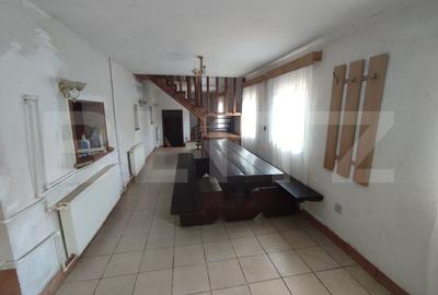 Pensiune 12 camere, 1500 mp teren, Sucevita - 2