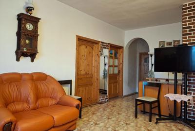 Casă cu 4 camere în Central - 7