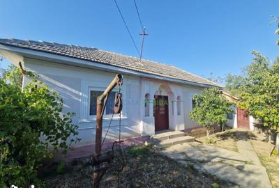 Casă cu 3 camere cu Teren 664 Mp în Gângiova - 15