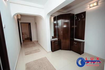 Apartament cu 3 camere decomandat în Babadag - 10
