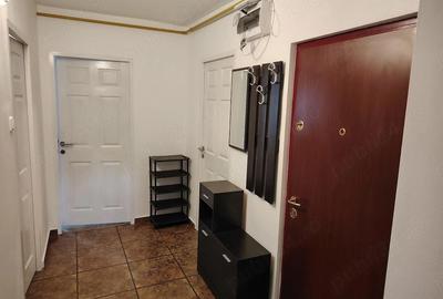 Apartament cu 3 camere decomandat în Luncă - 1