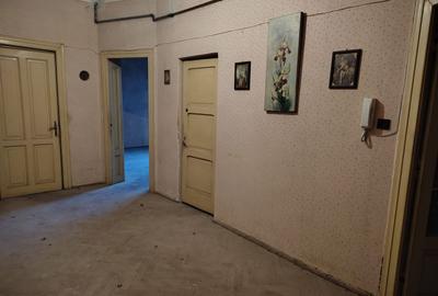 Casă individuală cu 12 camere cu Teren 160 Mp în Dorobanți - 34