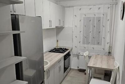 Garsonieră decomandată, mobilată în Complex Studențesc - 2