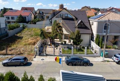 Ovidiu Sud - Zona premium - Vila impozanta, curte mare, garaj, terasa! - 2