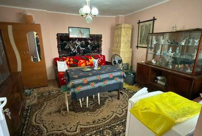 Casă cu 3 camere decomandat cu Teren 377 Mp în Central - 8