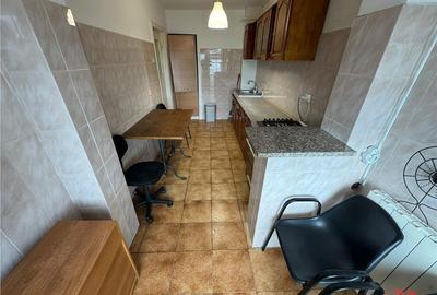 Apartament 3 camere, zona Rix- Ceasu Rau, CT, etaj 8, de - 2