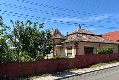 Casă cu 3 camere în Central - 2