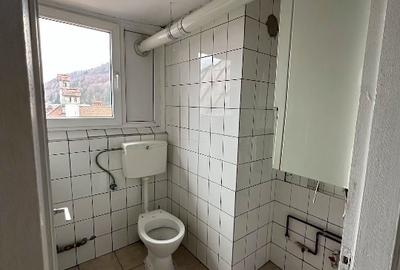 Apartament de vânzare, 5 camere, lângă Internațional, Sinaia - 9