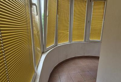 Apartament cu 3 camere decomandat, mobilat în Casa de Cultură - 18