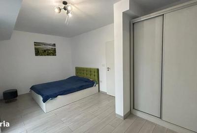 Apartament cu 4 camere decomandat, mobilat în Tractorul - 6