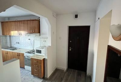 Apartament cu 2 camere decomandat în Central - 3
