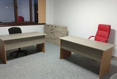 Spațiu comercial, de 23 mp, în Central - 4
