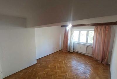 Apartament cu 2 camere decomandat în Rogerius - 4