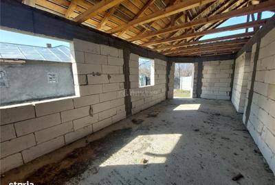 Casă cu 3 camere în Galbenu - 3