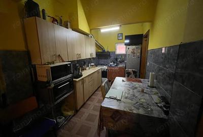 Caransebes, 2 Camere, Etaj 2, Zona Sesu Rosu - 7