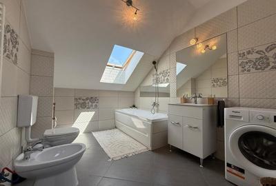 Apartament cu 4 camere semidecomandat în Florești - 6