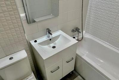 Apartament cu 4 camere semidecomandat în Unirii - 25