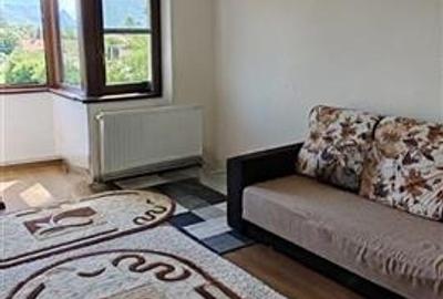 Apartament 2 camere, decomandat, etaj intermediar, zona Stupini - 2