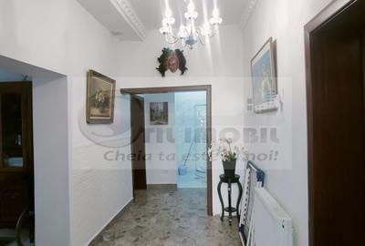 APARTAMENT ULTRACENTRAL , PIATA UNIRII, CUZA VODA 70 MP PLUS CURTE - 2