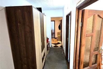 Apartament cu 3 camere decomandat în Nicolina - 6