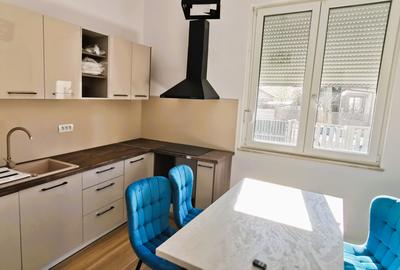 Circumvalatiunii - Triplex - Su: 90mp - Centrala proprie