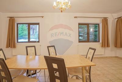 Casă cu 6 camere cu Teren 608 Mp în Central - 17
