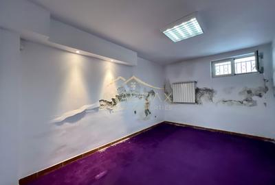 Apartament cu 6 camere decomandat, mobilat în Capitale - 35