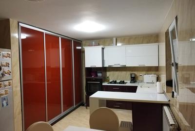 Casă cu 4 camere în Drajna Nouă - 11