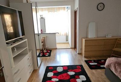 Garsonieră decomandată, mobilată în Dristor - 1