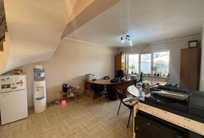 Tomis I, vila P+1 cu 4 camere, 2 balcoane, curte, loc de parcare - 8