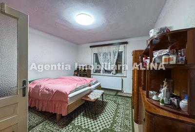 Casă cu 3 camere în Criș - 8