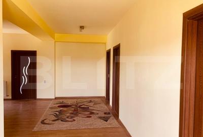 Vila 380mp, cu panorama ?i curte de 2100 mp in Carcea - 9