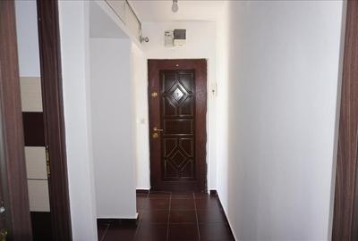 3 camere cu centrala in Craiovita-comision 0% - 8