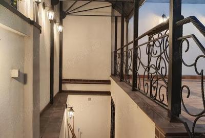 Casă cu 6 camere cu Teren 230 Mp în Titulescu - 2
